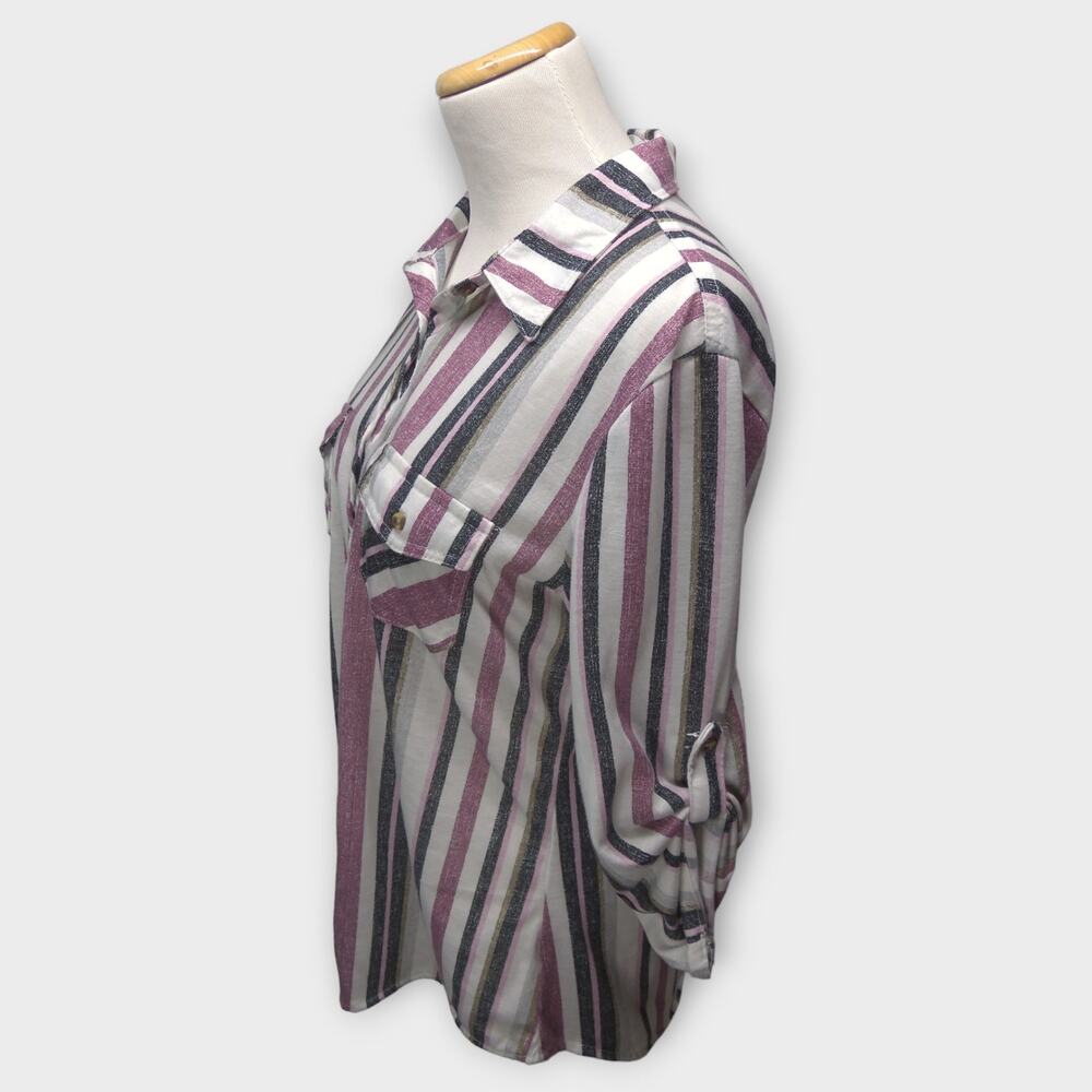 Women's Eden & Olivia Striped Button Up Blouse Size Medium - Picture 4 of 9